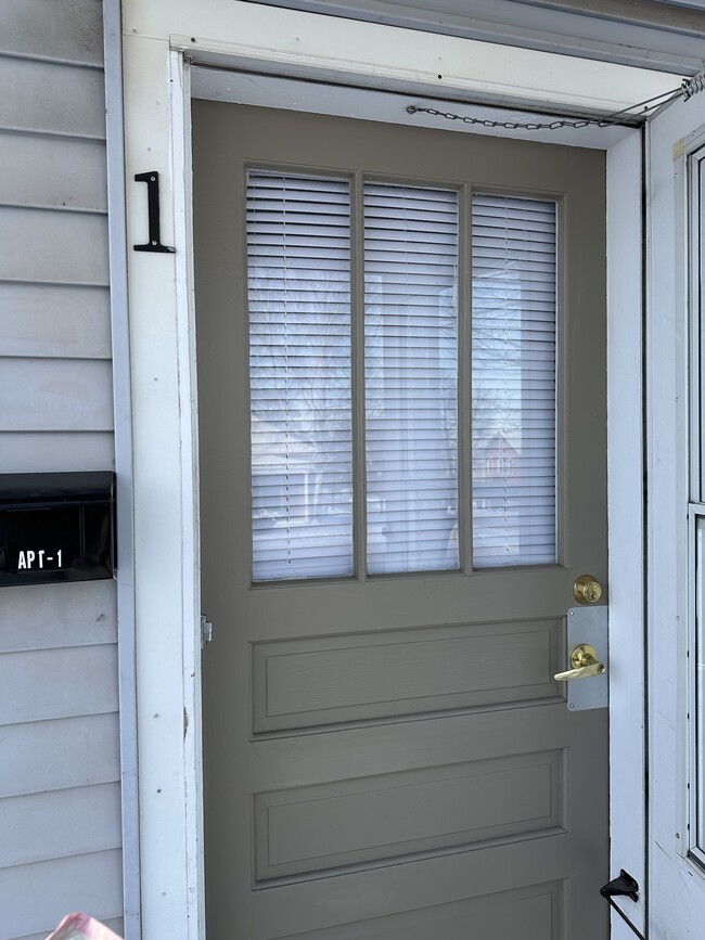 Photo - 529 N 4th St Unit Apt #1