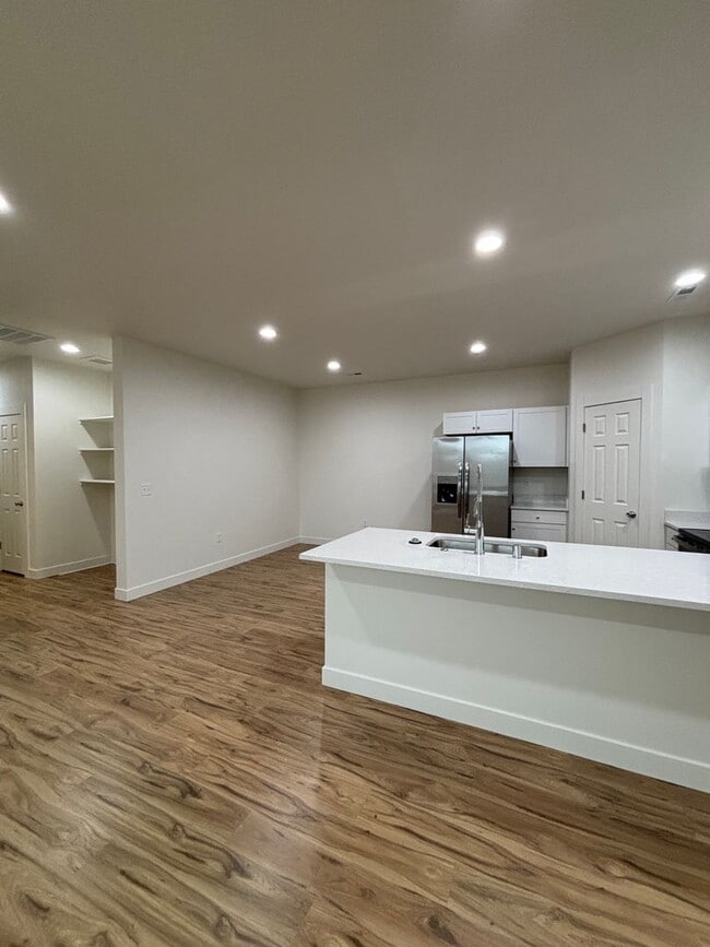 Photo - 1415 W Sunset Dr Unidad B