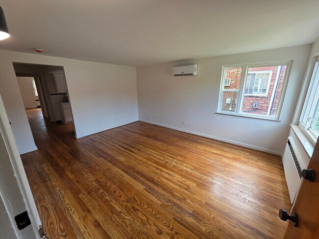3911 E Gatewood Ln Unit 2