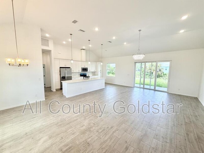 Building Photo - 14300 Kay Ln