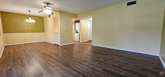 Building Photo - 682 Midway Dr Unit 682 B Rental