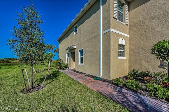 Building Photo - 2665 Citrus St Rental