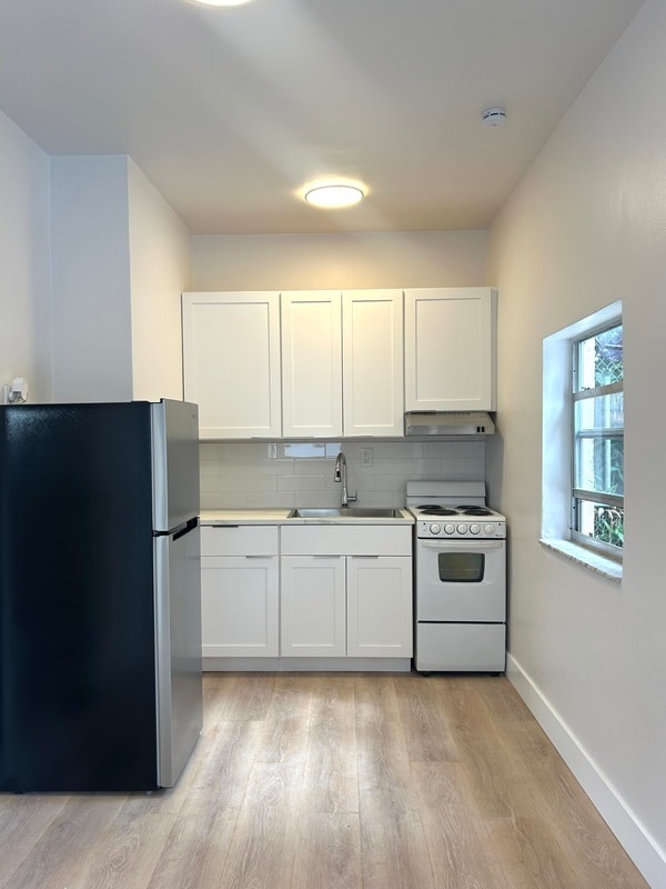 Photo - 485 NW 25th Ct