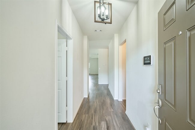 Building Photo - 4201 Amber Ruse Dr