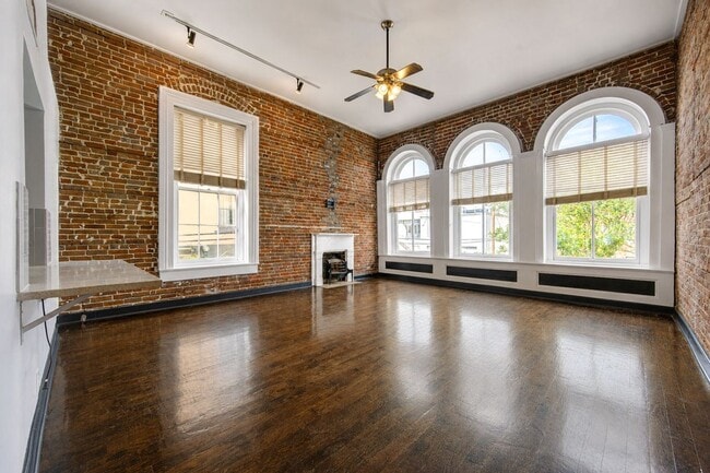 213 23rd Street Rear Unit 2