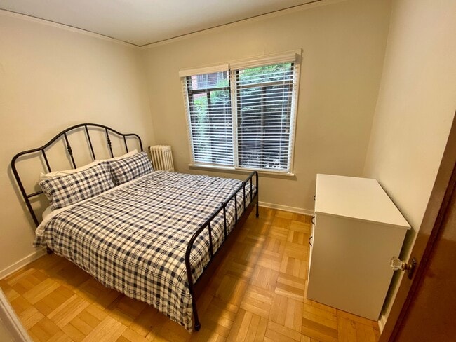 Photo - 3 - Mercer Furnished Apartments