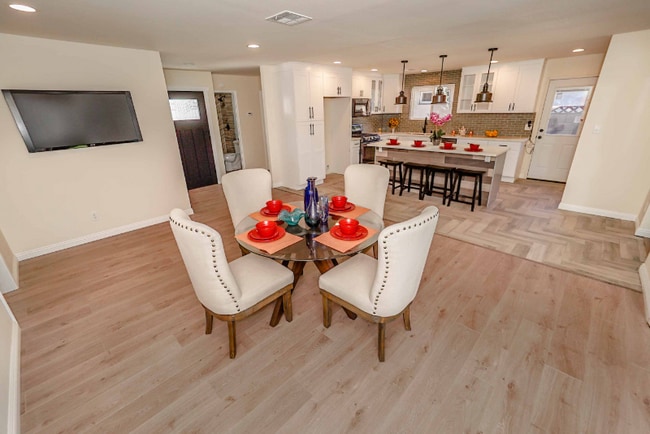 Photo - 717 Watson Ave