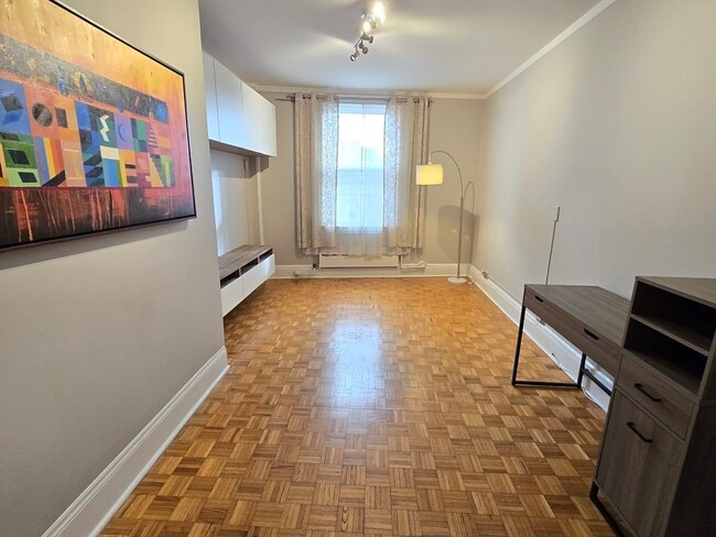 Photo - 21 Beacon St Unit 10C