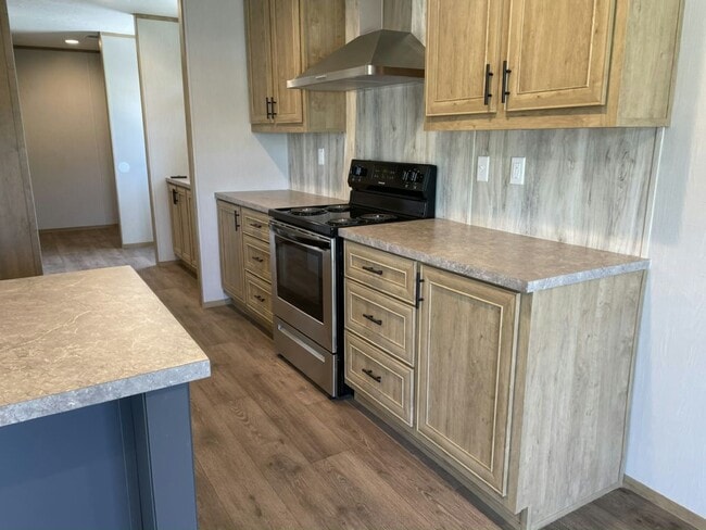 Photo - 435 Misty Ln