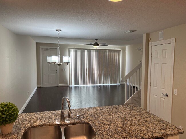 Photo - 3368 Greenway Dr