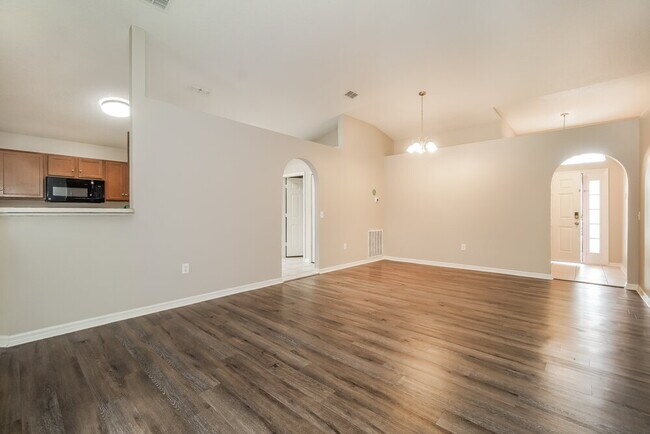 Photo - 5051 Preserve Blvd