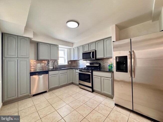 Photo - 1136 Mt Vernon St