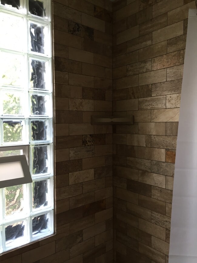 Photo - 722 W Kalamazoo Ave