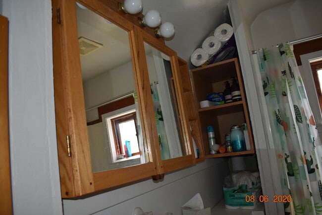 Photo - 537 Elizabeth St Unit 2