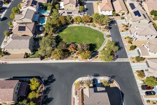 Photo - 10360 Sipple St