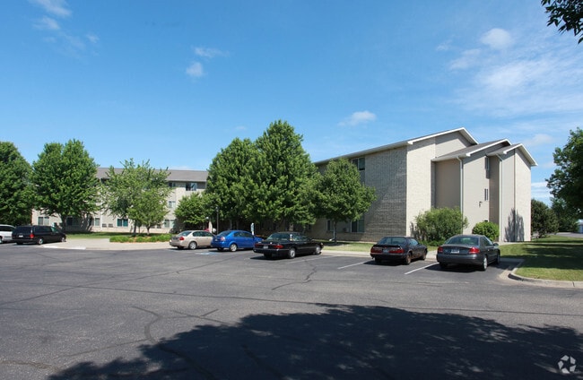 Primary Photo - Hanley Place Apartments