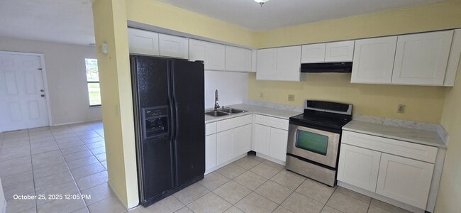 Photo - Welcome home! This beautifully updated Duplex 2BR/2BA