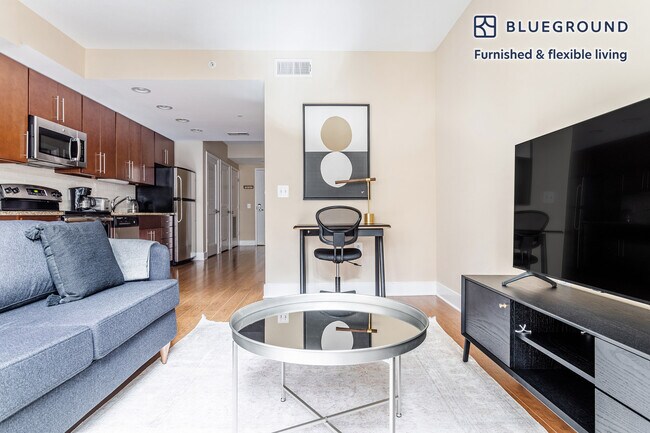 Photo - 415 L St NW Unit SI FL8-ID385