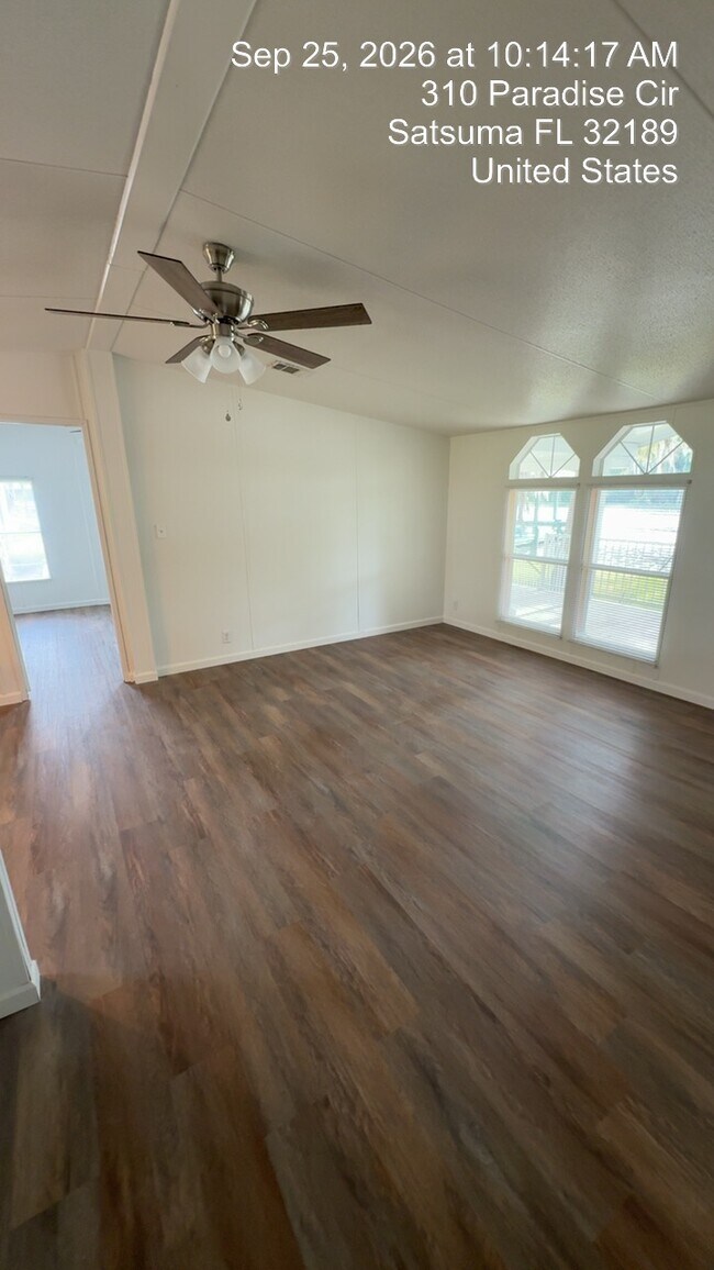 312 Paradise Cir