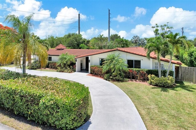 Building Photo - 7700 SW 139th Ter