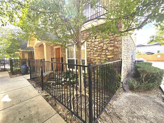 Photo - 3111 Cedarplaza Ln Unit 103