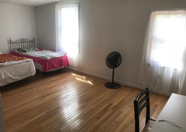 Photo - 129 Orchard St