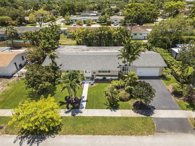 Building Photo - 8520 SW 84th Terrace Rental