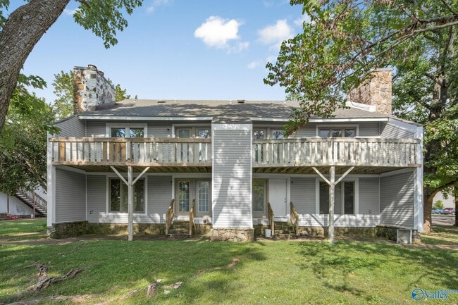 Building Photo - 9018 Mahogany Row SE Unit B