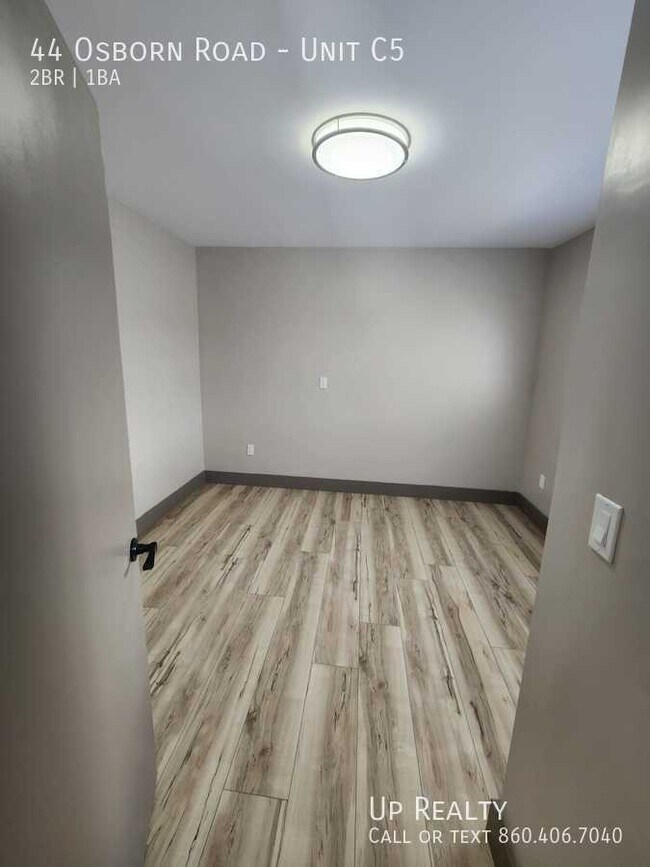 Ramblewood Apartments Naugatuck, CT