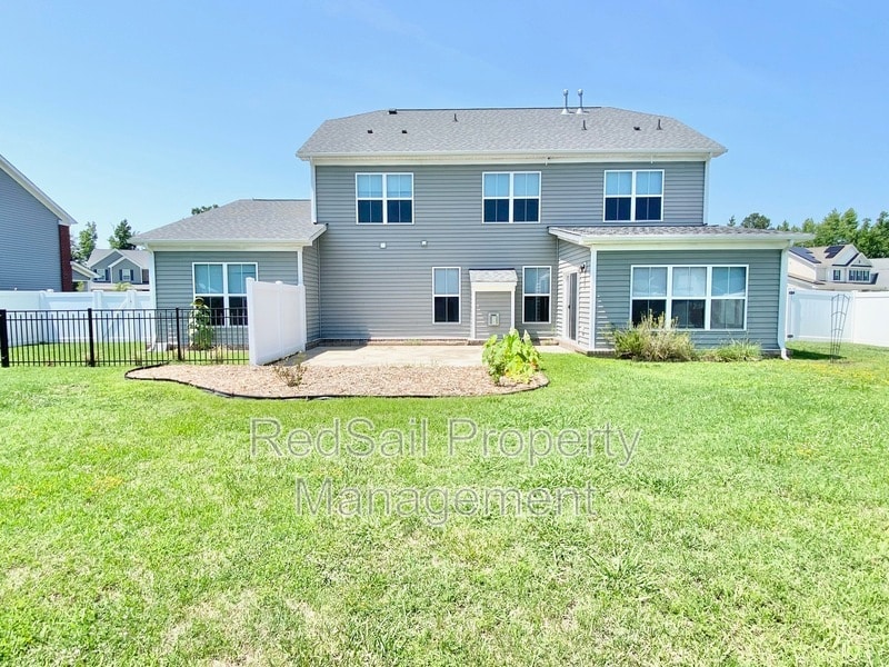 Photo - 217 Manor Dr