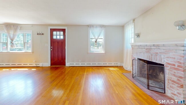 Photo - 1 Middle St