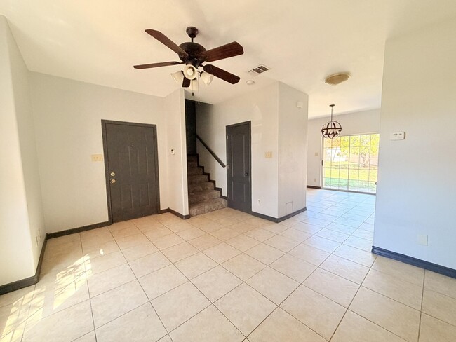 Photo - 10706 International Blvd Unidad 108