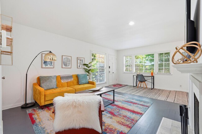 525 Venice Way Unit 523