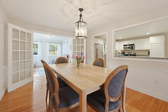 Photo - 103 Metropolitan Ave