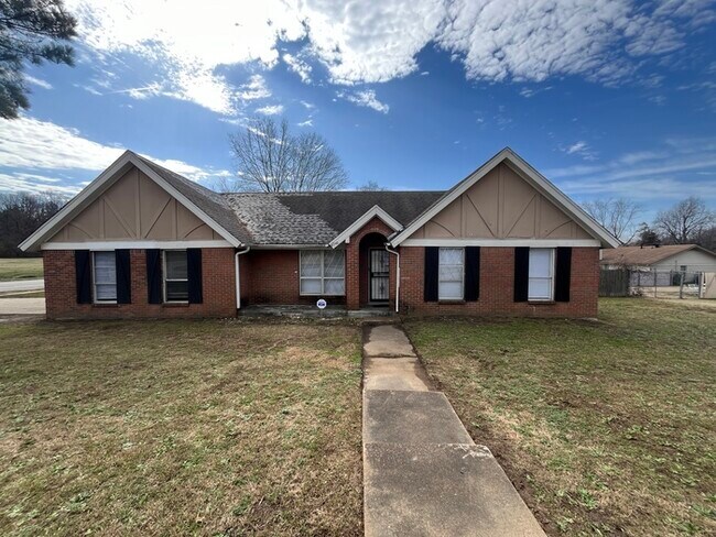 Photo - 4946 Boeingshire Dr House