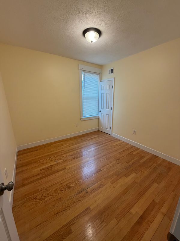 Photo - 8 Wilson St Unit #2