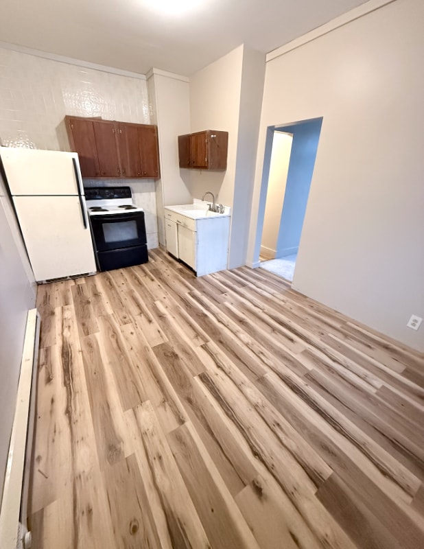 Photo - 210 W Main St Unidad 1