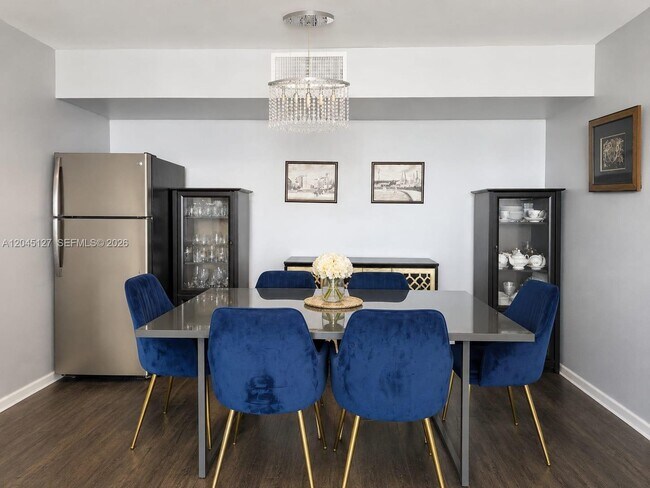 Building Photo - 851 Three Islands Boulevard Unit 520