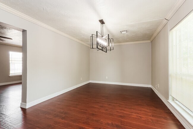 Photo - 10122 Woodhollow Dr