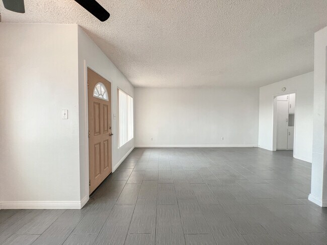 Photo - Palm Terrace