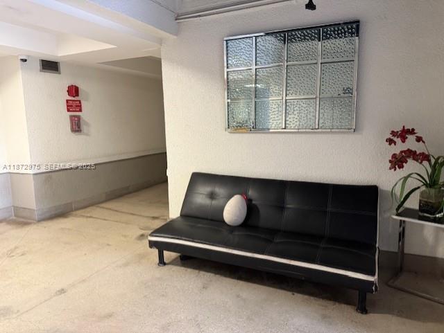 Photo - 1720 NW N River Dr Unit 313