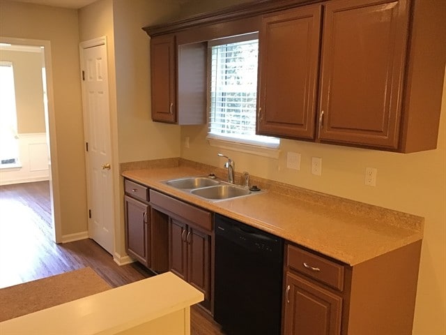 Photo - 809 Briargrove Dr