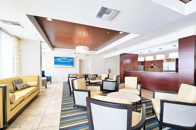 Building Photo - 4031 Gulf Shore Blvd N Unit 8E