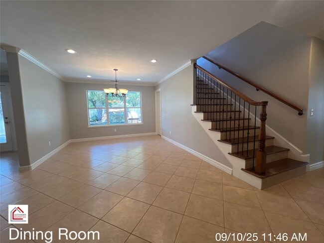 Photo - 903 Sugarfield Ct