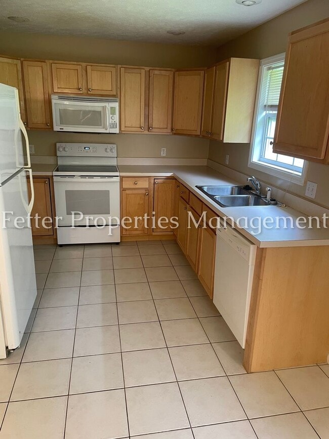 Photo - Beautiful 3 Bedroom Newburgh Home!