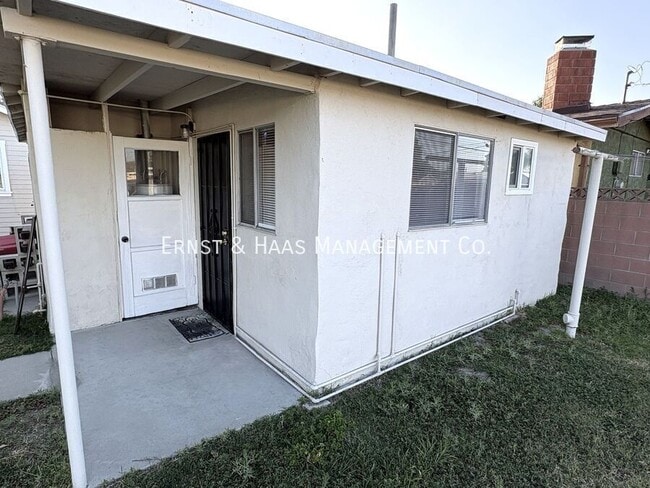 Photo - 15334 Orizaba Ave Unidad A