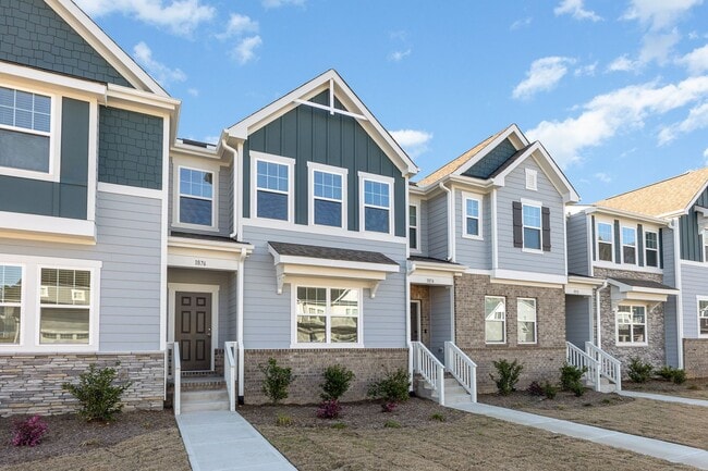 Photo - Absolutely Beautiful Townhome in Lovely Wake Forest Community