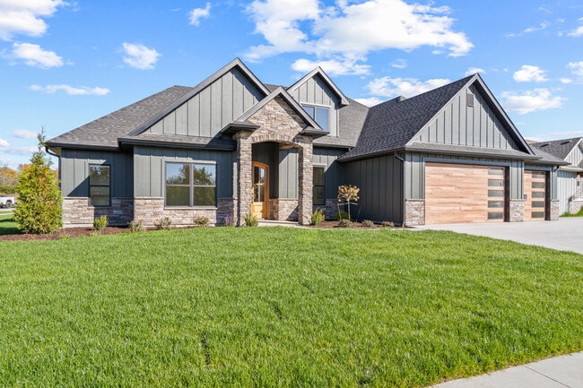 Building Photo - 2801 Easley Cabin Cir