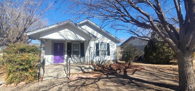 Building Photo - 2101 6th Ave Rental