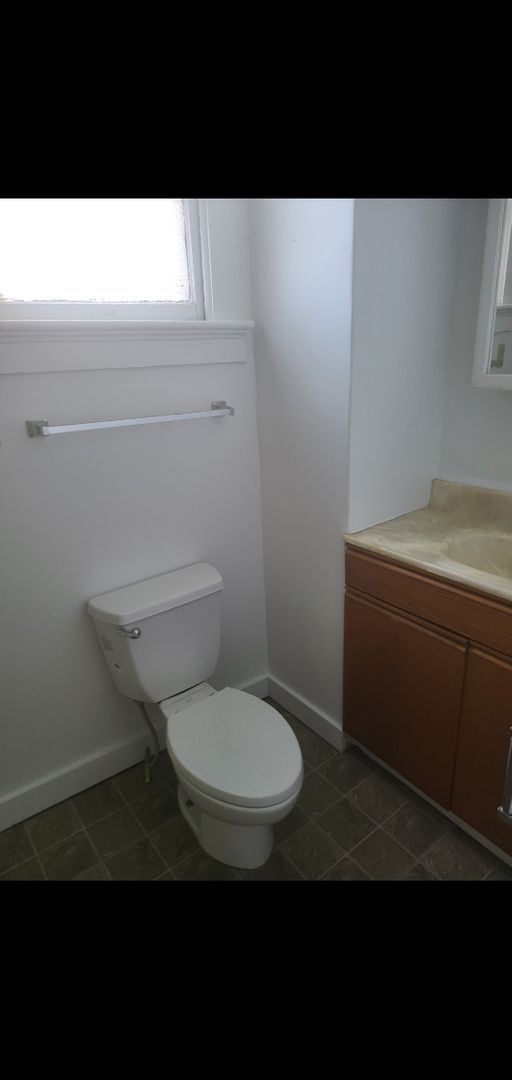 Photo - 4 Bed, 2 Bath/Remodled